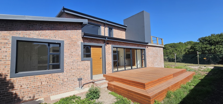 4 Bedroom Property for Sale in Aston Bay Eastern Cape